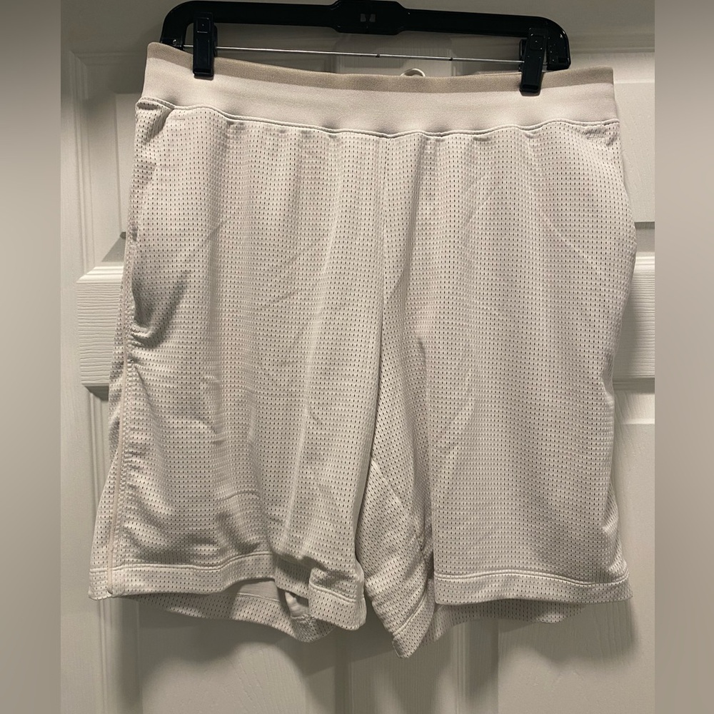 Lululemon Men’s Mesh, cream colored shorts 
Size Large
New, no tag, never worn.